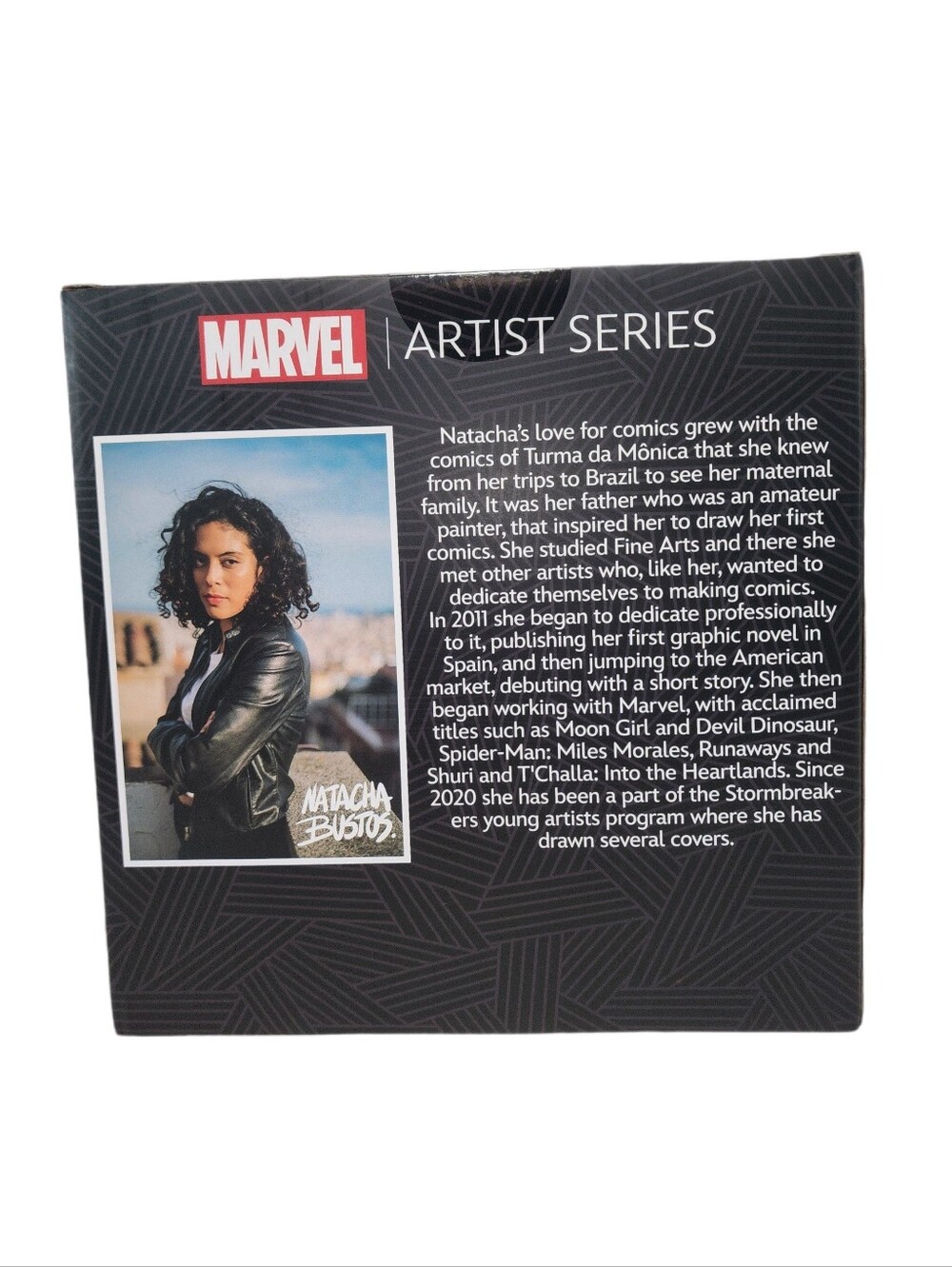 Marvel WORLD OF WAKANDA Artist Series Collectible Vinyl Figure - NWT - Picture 4 of 8